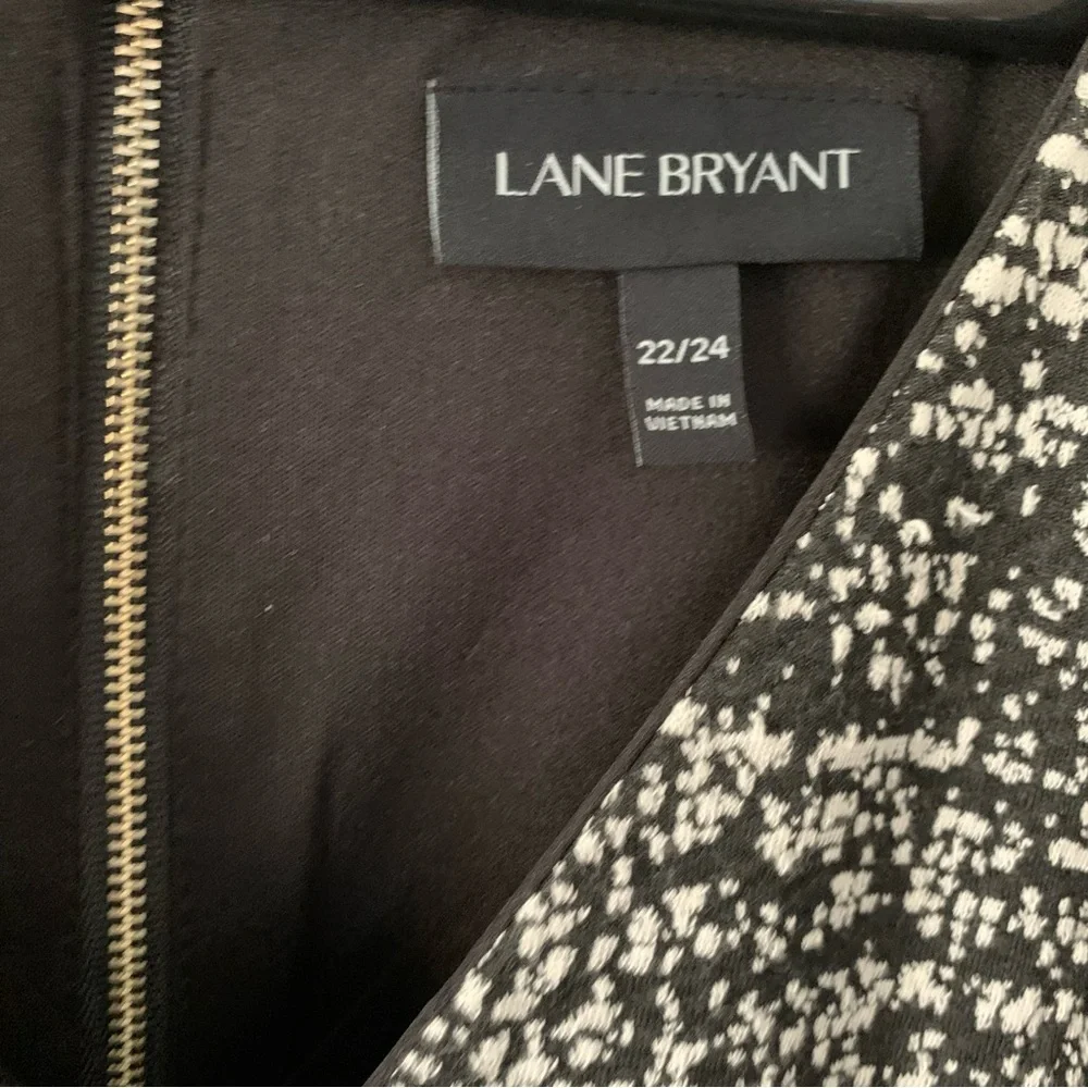 Lane Bryant Black White 3/4 Sleeve Dress - Picture 4 of 11